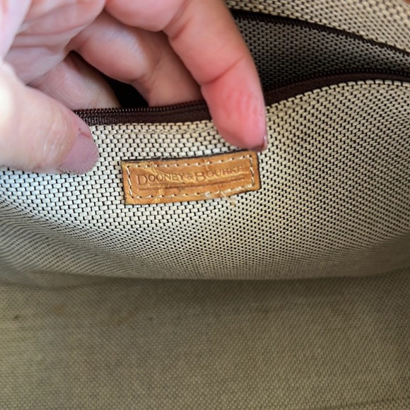 Dooney and Bourke Crocodile Embossed shoulder bag 🐊 - Picture 7 of 13